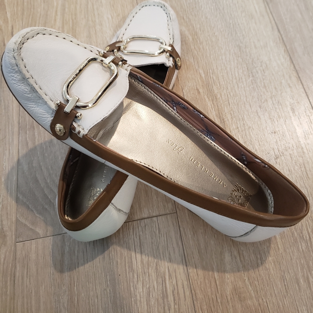 Anne Klein flat
